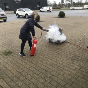 Elementær brandbekæmpelses kursus